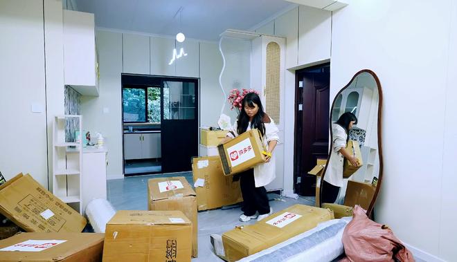 灭“不包邮区”的路上越走越远瓦力棋牌2025拼多多在消(图2)